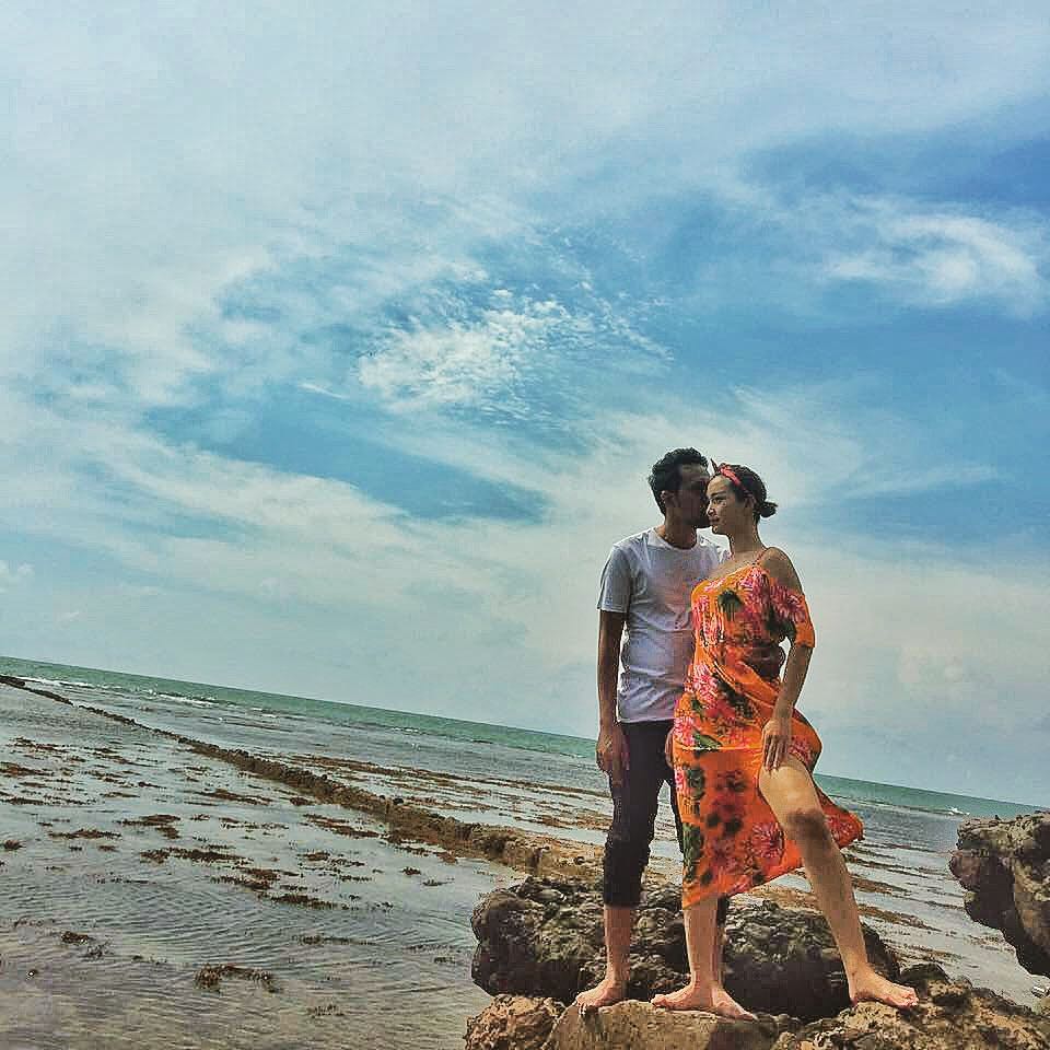 12 Momen mesra Zaskia Gotik dengan kekasih yang akan segera menikah