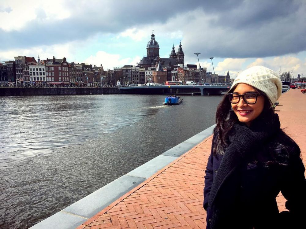 Pramugari ini jebolan MasterChef Indonesia, cantik dan pintar masak