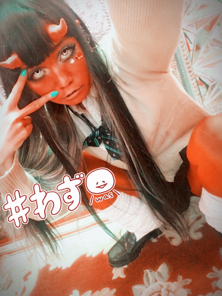 Bukan cosplay biasa, 10 'dandanan' ala anime ini adalah body painting