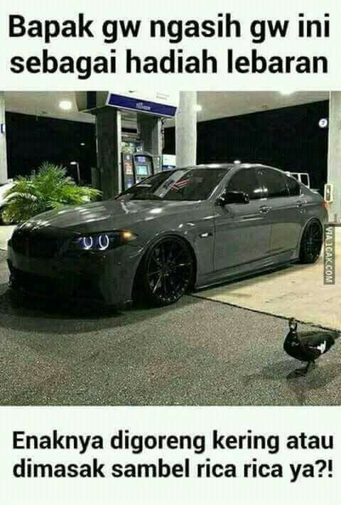 5 Meme 'hadiah dari bapak' yang bisa bikin kamu gundah