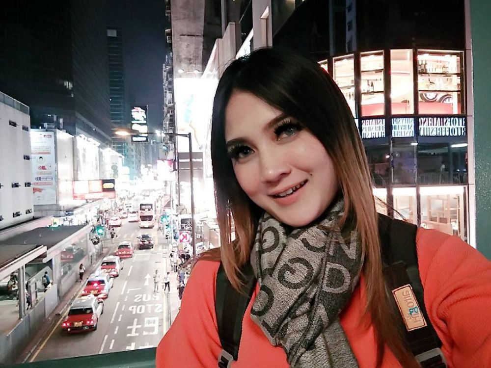 Mengenal Nella Kharisma, biduan cantik 'saingan' Via Vallen