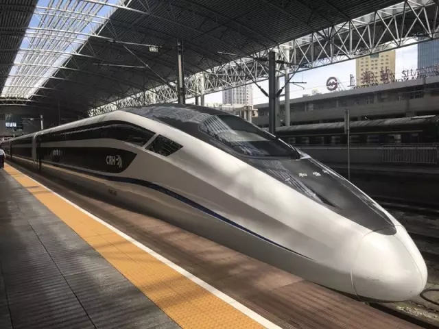 Kereta di China ini jadi hotel berpindah paling cepat di dunia