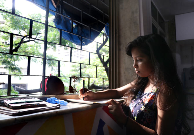 Kisah anak PSK yang kejar mimpi kuliah di New York ini bikin terenyuh