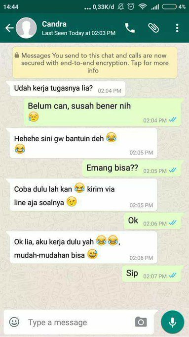 Kamu tak akan sangka akhir dari chat cowok-cewek ini malah bikin mewek