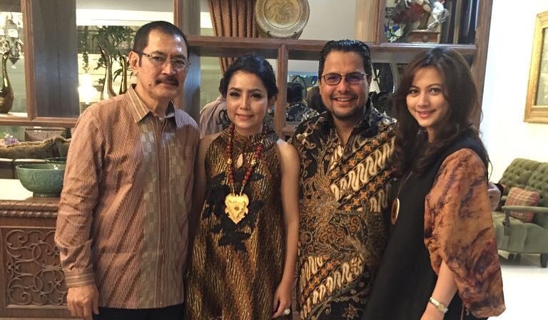 Mayangsari rayakan wedding anniversary ke-17, begini komentar netizen