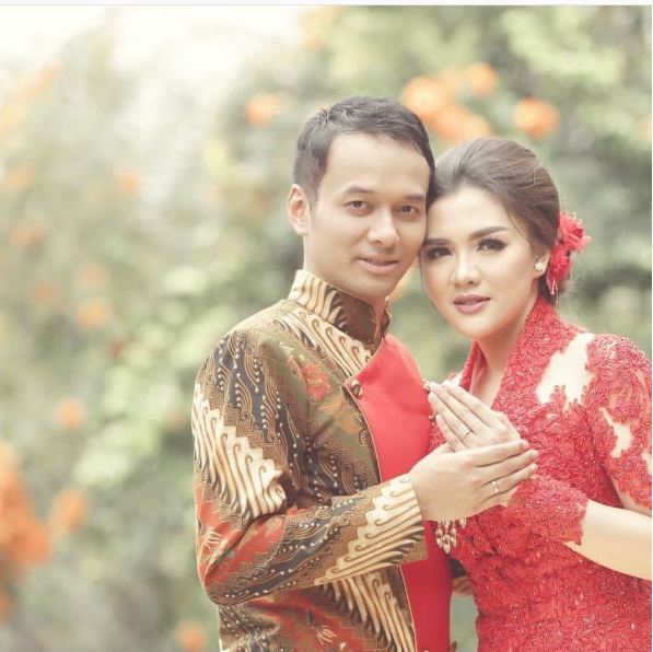 Tertutup soal asmara, Vicky Shu diam-diam sudah dilamar kekasih