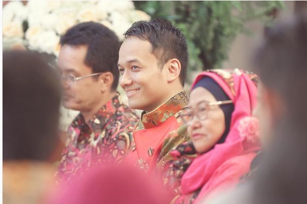 Tertutup soal asmara, Vicky Shu diam-diam sudah dilamar kekasih