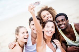 Ini waktu terbaik dan terburuk untuk selfie, buktikan ya?