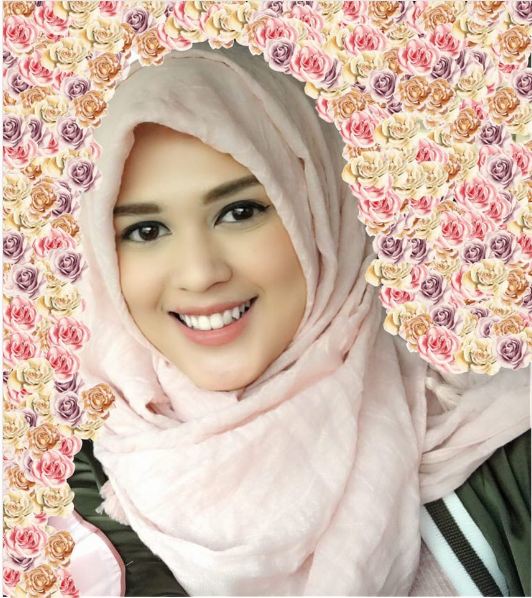 10 Momen Cut Meyriska berhijab ini selalu banjir pujian