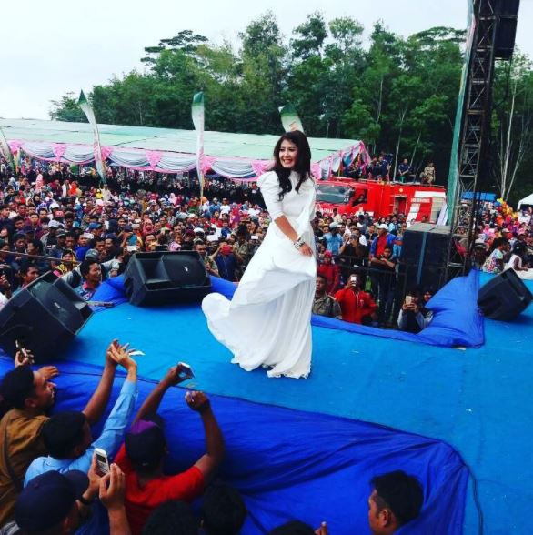 Usia 40-an, ini potret bukti Ine Sinthya 'Manis Manja' tetap awet muda