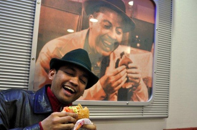 12 Foto momen kebetulan ini sulit dipercaya tapi memang terjadi