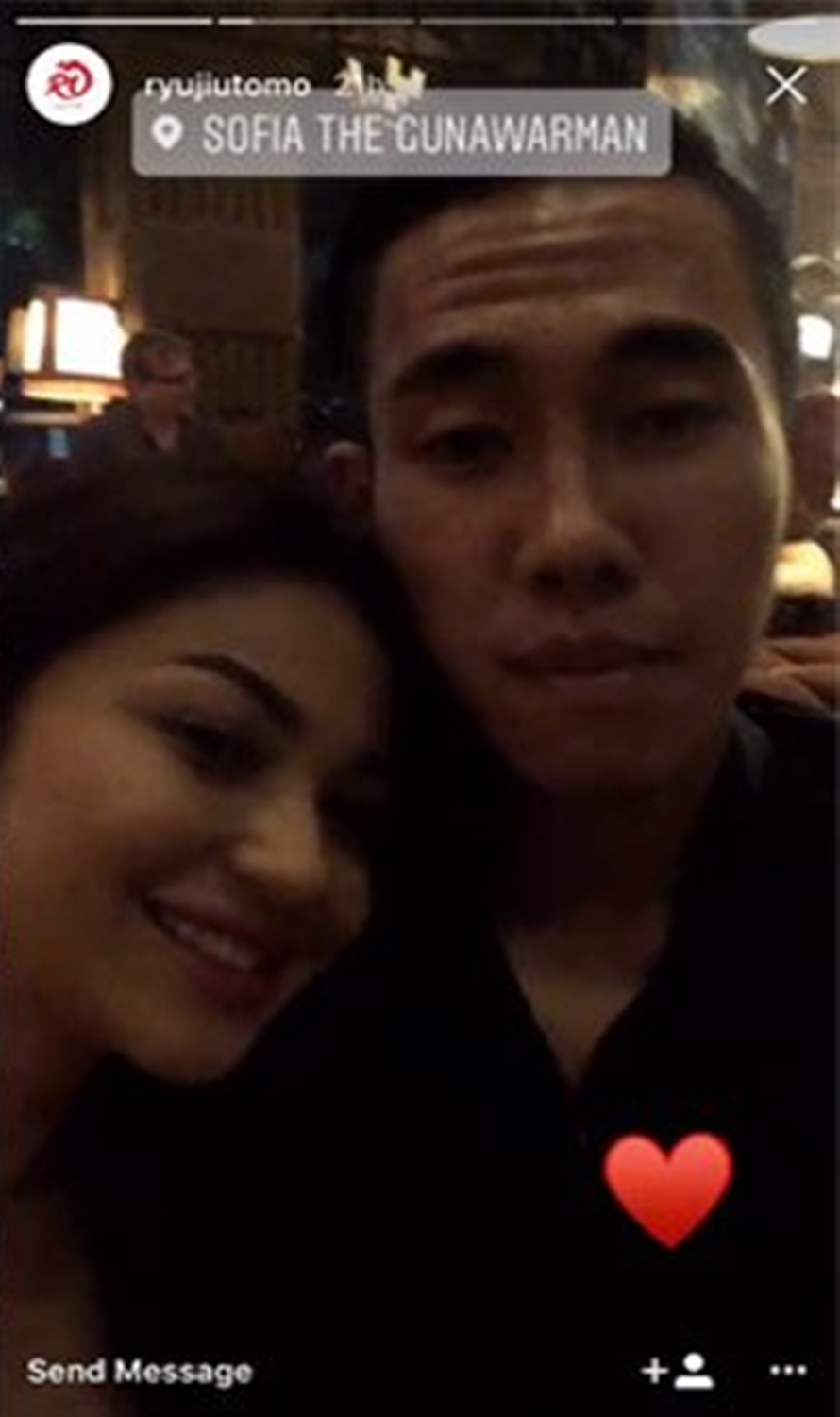 Kilas balik kemesraan Ariel Tatum-Ryuji Utomo, beneran udah putus nih?
