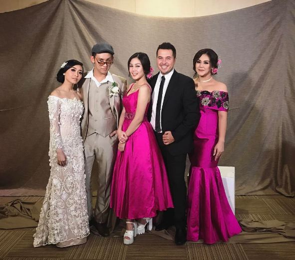 7 Pernikahan ini bikin sesama artis jadi saudara ipar, dunia sempit ya