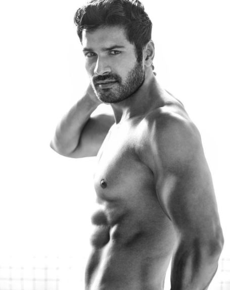 Aktor Uttaran ini mendadak kaya gara-gara sering tampil di Pesbukers