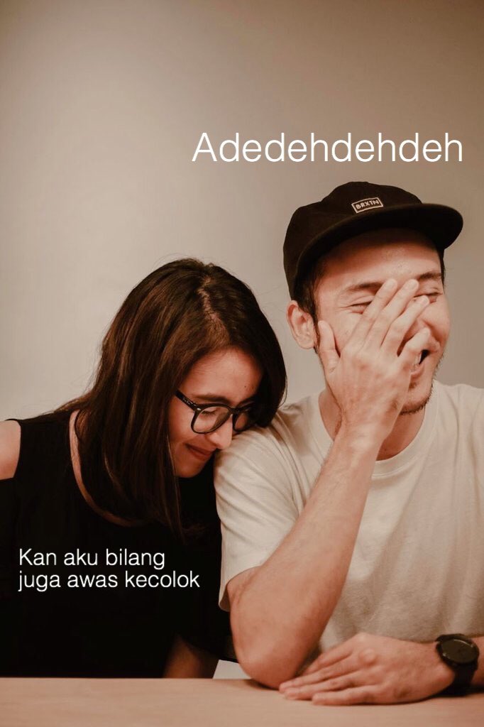 10 Editan foto dua selebtwit dengan percakapan ini lucunya pol