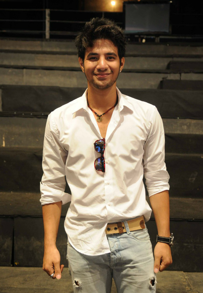 Tenar di usia muda, 5 artis  ganteng ini malah terjerat narkoba