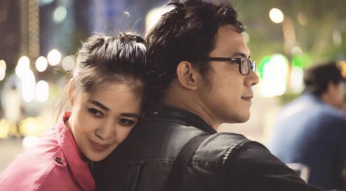 4 Pasangan artis ini hapus foto dan unfollow IG sebelum bercerai