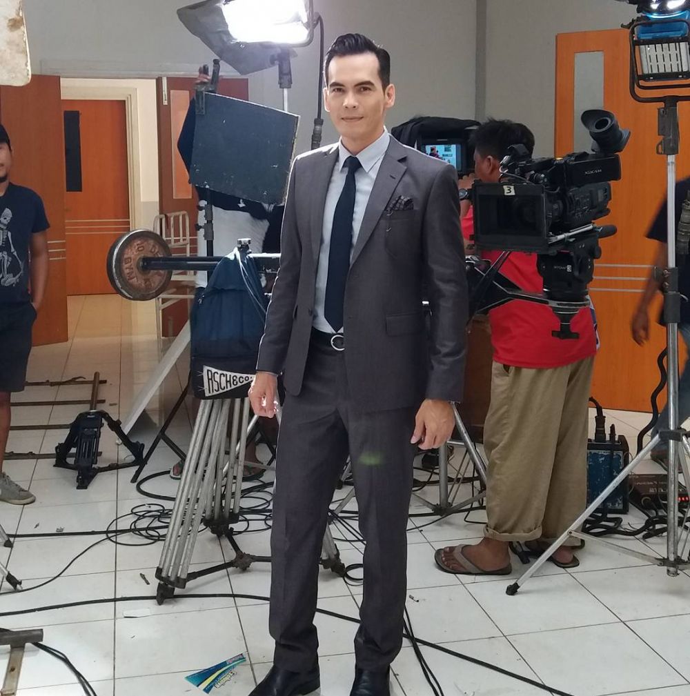 5 Seleb ganteng yang digugat cerai istri, bukti tak ada yang sempurna