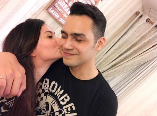 Lama tak terdengar kabarnya, ini 10 potret kemesraan Asmirandah-Jonas 