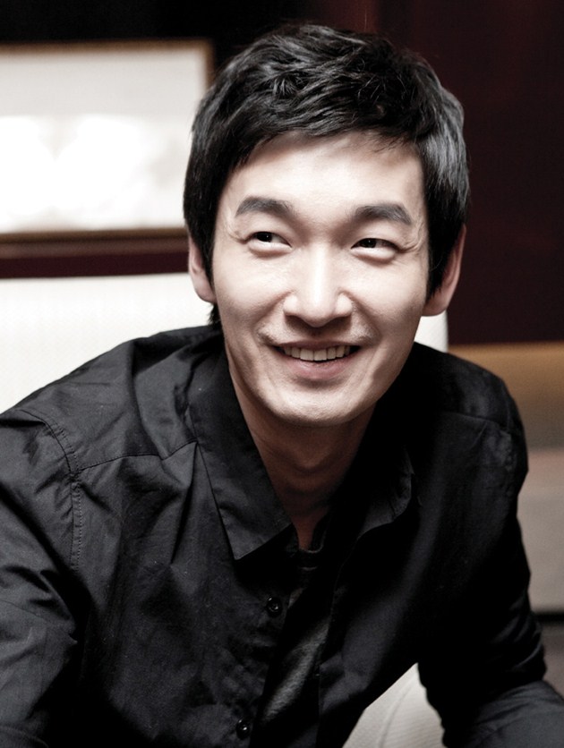 Cho Seung-woo, si cuek di Secret Forest yang aslinya murah senyum