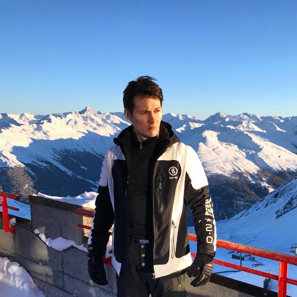 Pavel Durov, pendiri Telegram yang bikin cewek susah kedip 