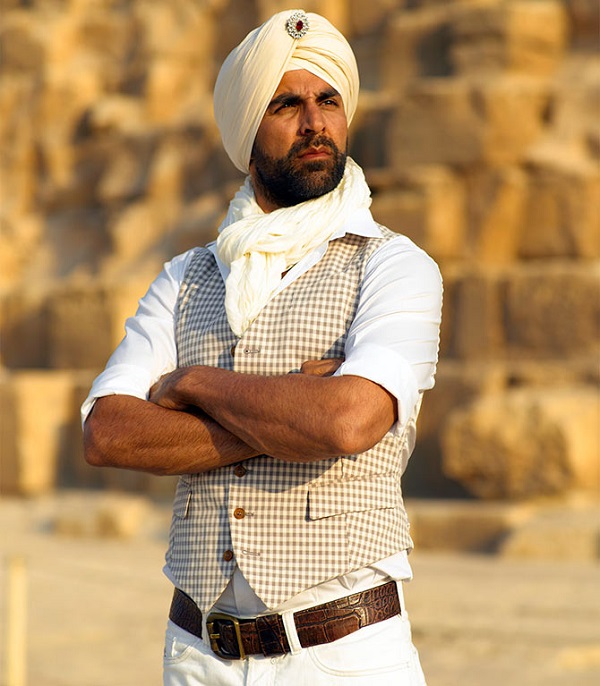 Begini gaya 8 aktor Bollywood pakai turban, mana yang paling ganteng?