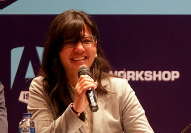 Ratu Tisha, Sekjen wanita pertama PSSI yang kuasai lima bahasa