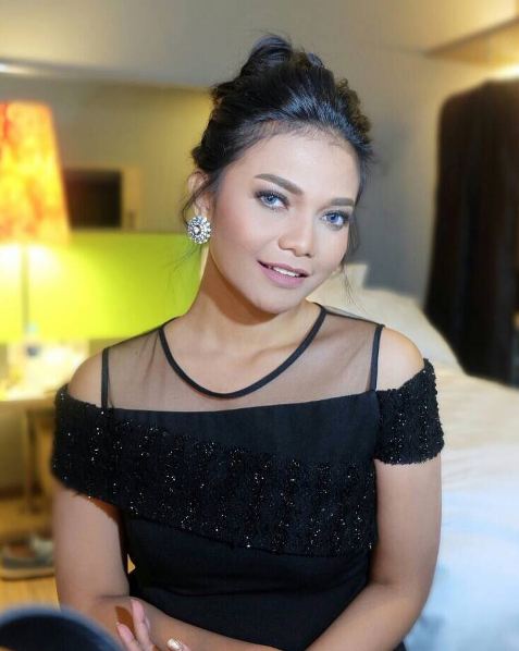 10 Selebriti top ini dulunya pernah jadi korban bullying di sekolah