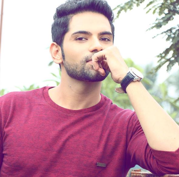 Ankit Bathla, aktor India yang hobi traveling keliling Indonesia