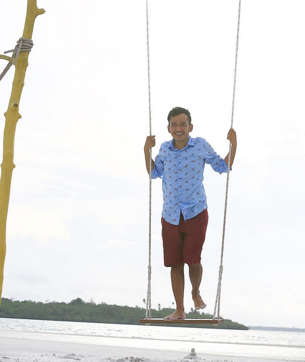 7 Seleb ini bawa bekal sendiri, menu saat syuting ternyata nasi kardus