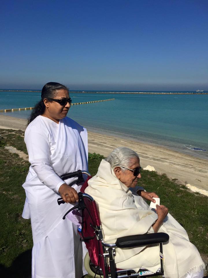 Berusia 1 abad, wanita ini masih pimpin organisasi spiritual dunia 