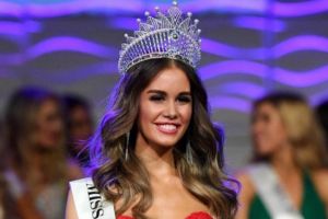 10 Potret Esma Voloder, muslimah cantik jadi Miss World Australia 2017