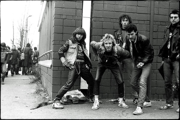 10 Foto langka keseharian anak-anak Punk di Rusia era 80-an, kece abis