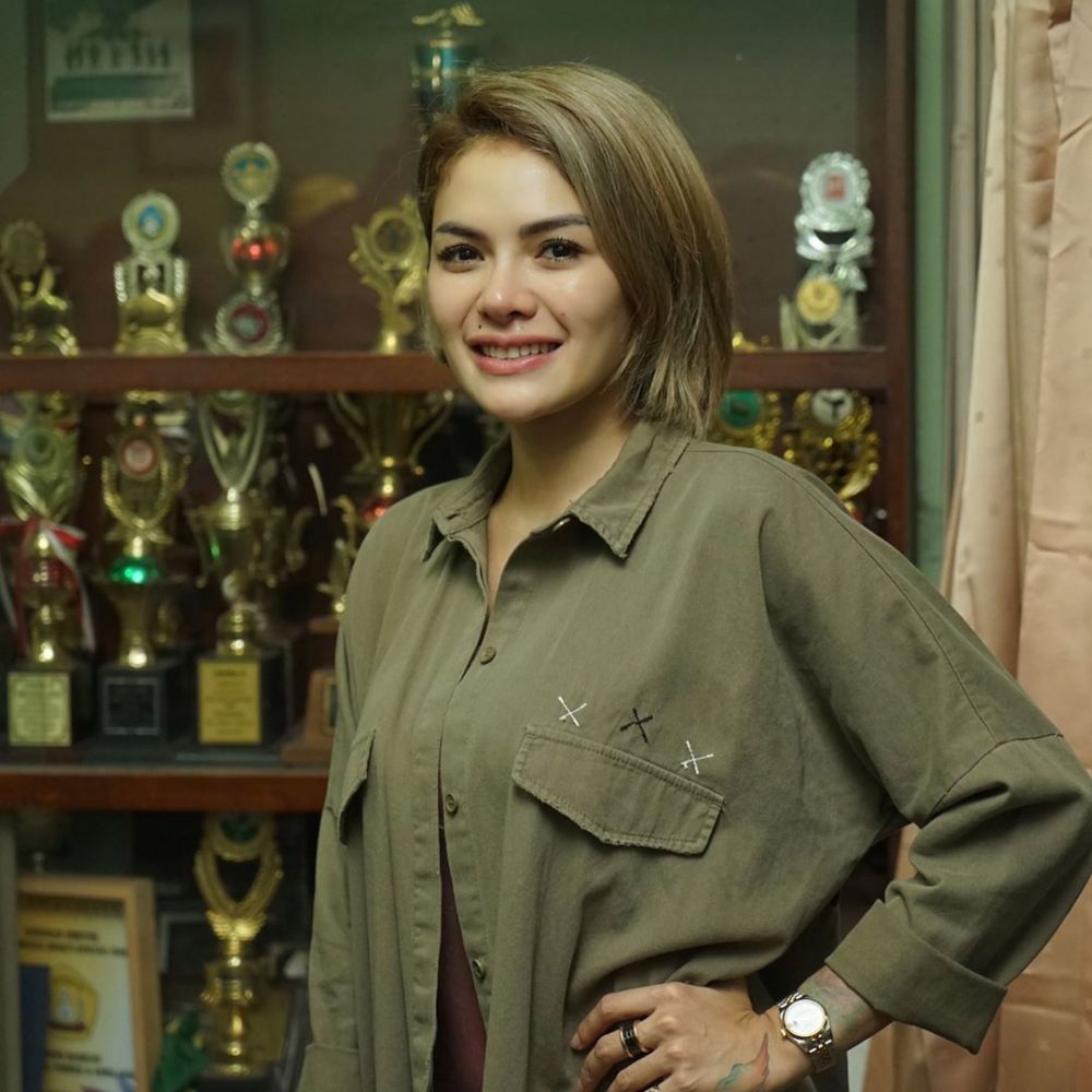 Cerita 5 seleb yang mengaku 'didatangi' Julia Perez lewat mimpi