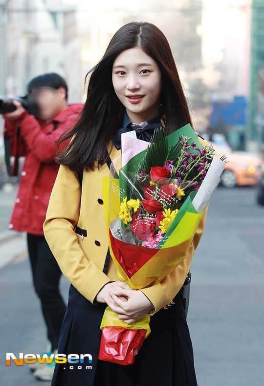 Jung Chae-yeon, personel DIA yang digadang-gadang jadi the next Suzy