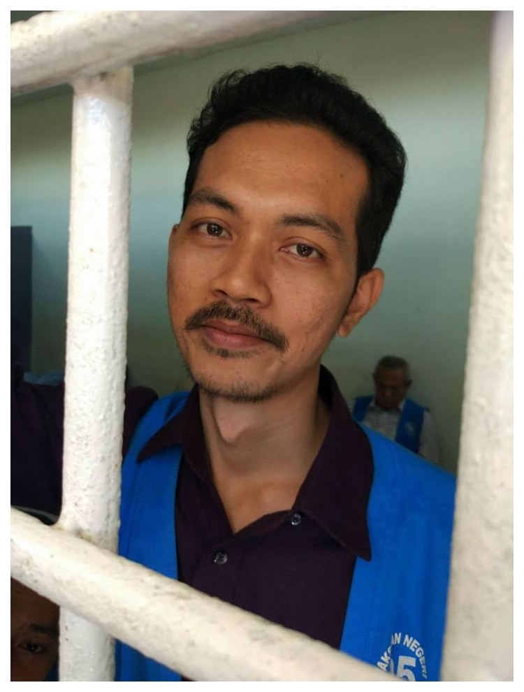 Nota pembelaan Fidelis di sidang 'ganja untuk obat istri' bikin nangis