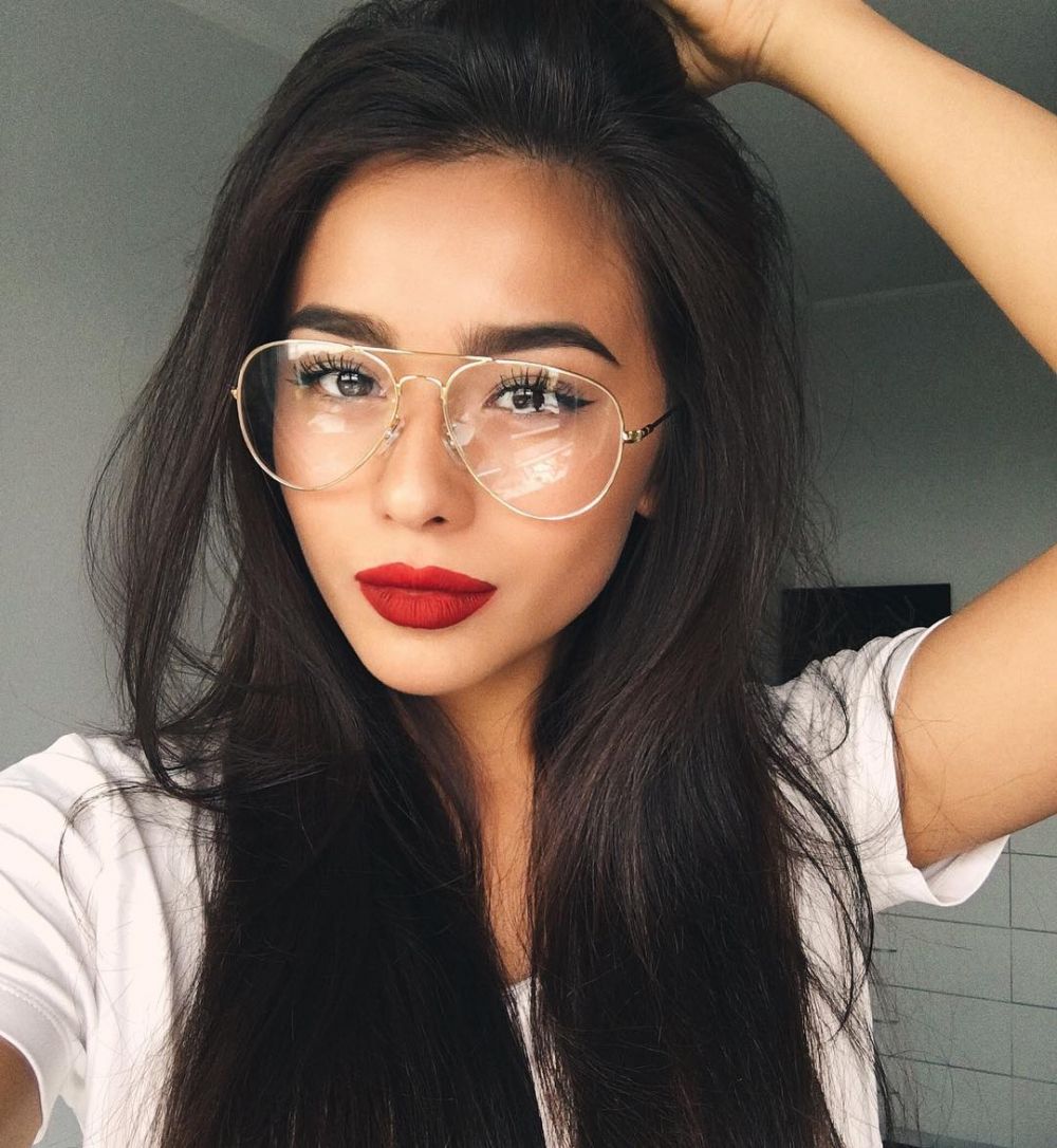 Bayi di bungkus popok ini kini jadi model cantik & seksi lho