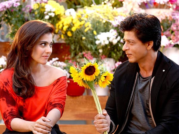 Dikabarkan akan main film bareng SRK, tanggapan Kajol bikin syok