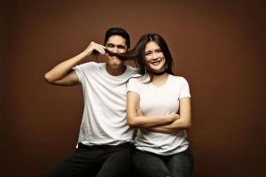 Siap menikah, ini 10 potret pre-wedding Marcel Chandrawinata & kekasih