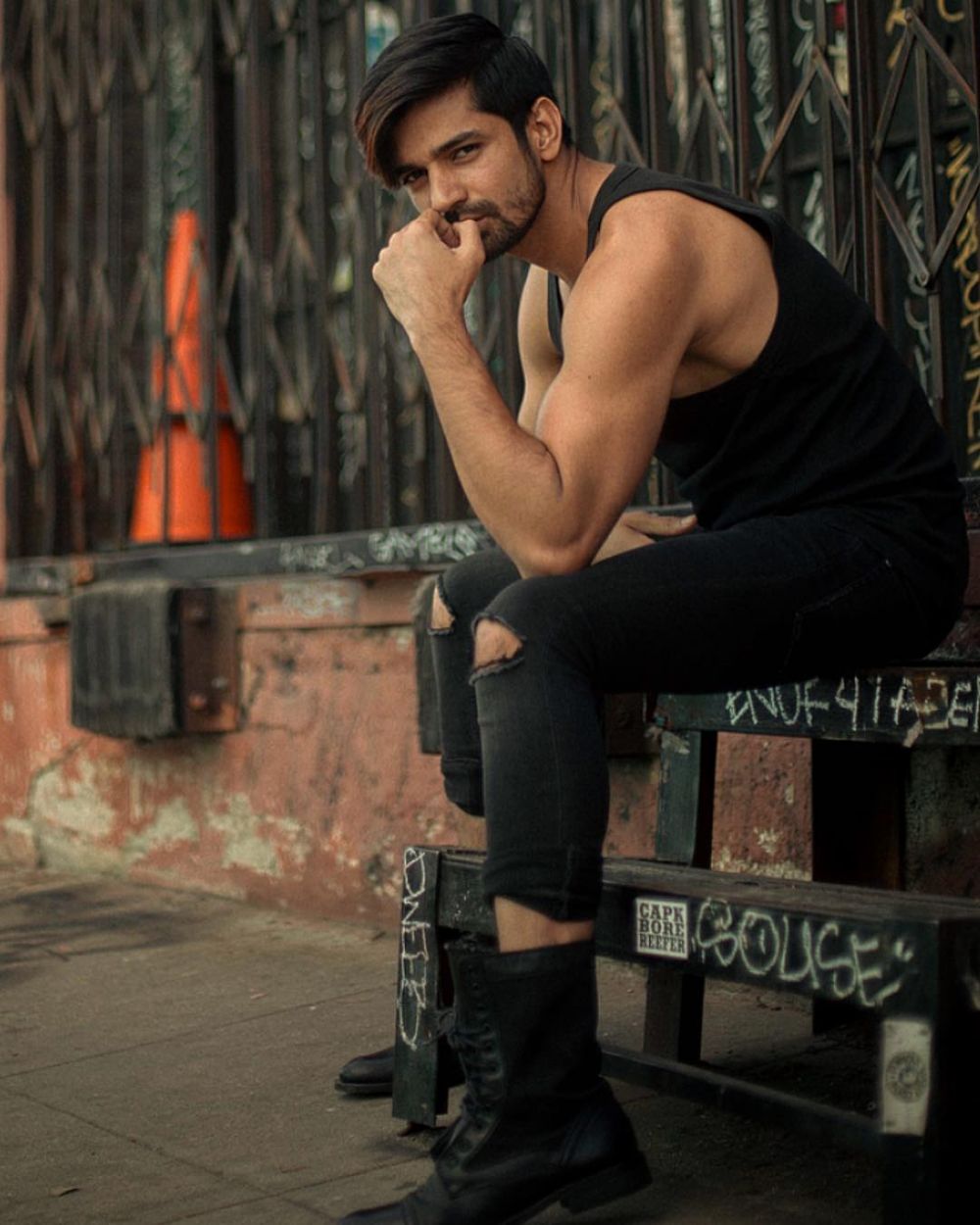 7 Fakta Vishal Singh, aktor India yang kabarnya pacari Jedar