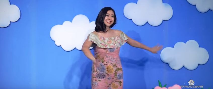 15 Foto bukti video klip lagu baru Sarwendah ini bertabur bintang