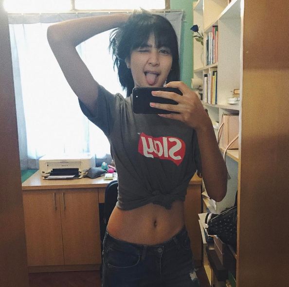 Masih muda, Mikha Tambayong berani pose seksi di 10 foto ini