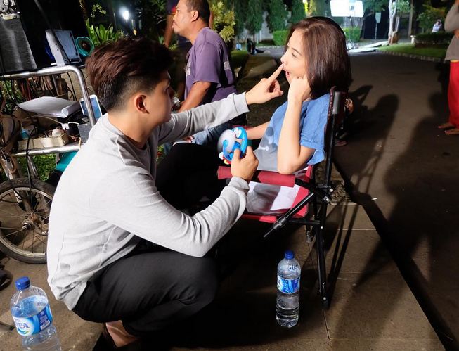 10 Tahun bersama, ini 13 potret romantis Glenn Alinskie-Chelsea Olivia