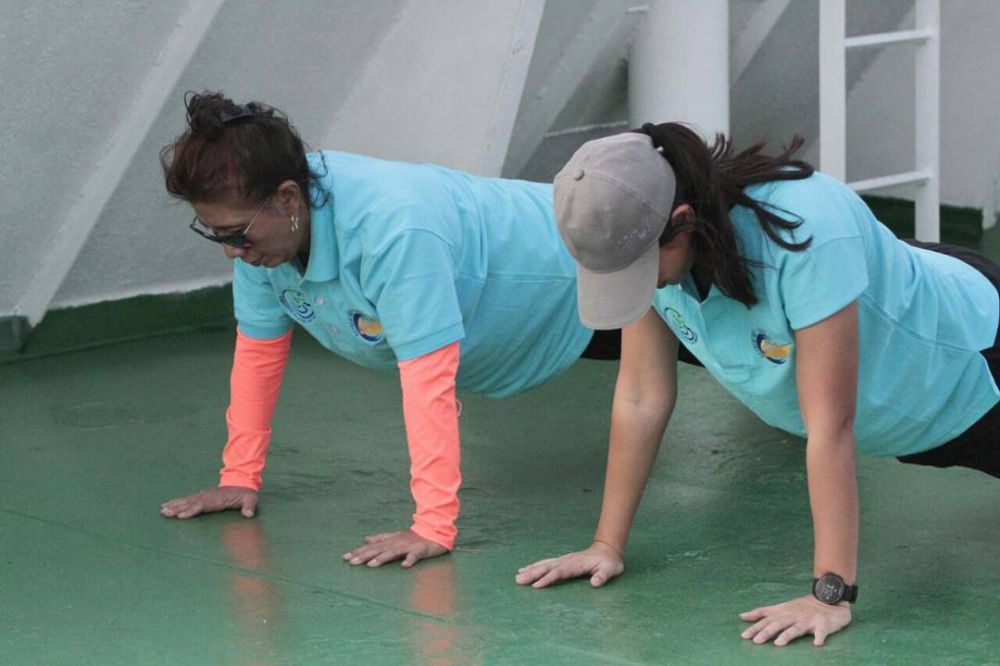 Intip beda gaya 3 asisten cantik yang dampingi para menteri Jokowi