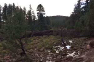 Banjir bandang ini memang tampak tenang, tapi efeknya sangat berbahaya