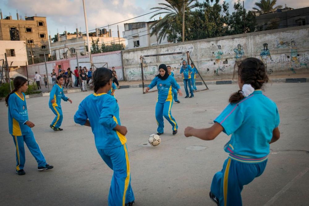 16 Potret bagaimana rasanya tumbuh sebagai perempuan di jalur Gaza