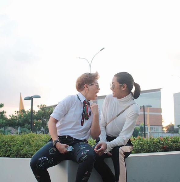 Makin mesra, Millendaru & Naka Kandau kini mulai nge-vlog bareng