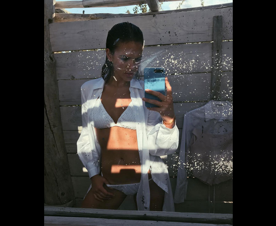 10 Foto seksi Bruna, wanita cantik pacar Neymar si 3 triliun