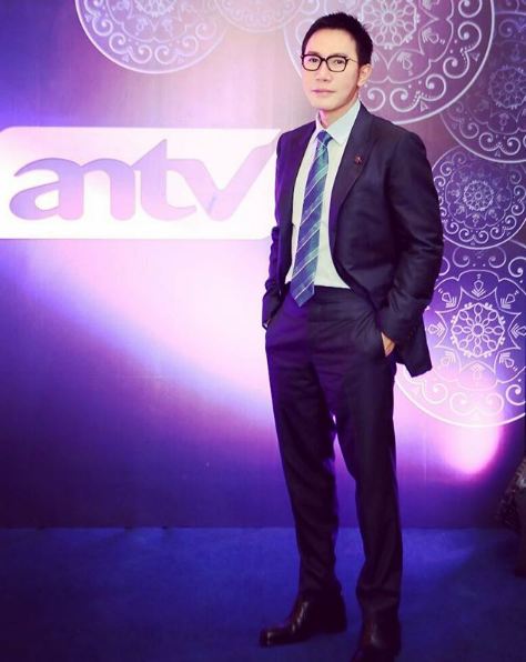 Usia hampir setengah abad, penampilan bos ANTV ini malah makin hot