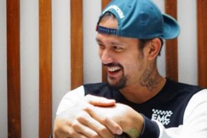 Dukung Tora, 11 seleb Tanah Air ini ramai-ramai bikin #sayabersamatora